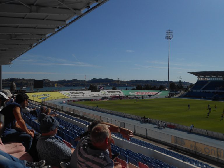 Groundhoppend door Portugal #6: Bijzonder uitzicht bij Belenenses