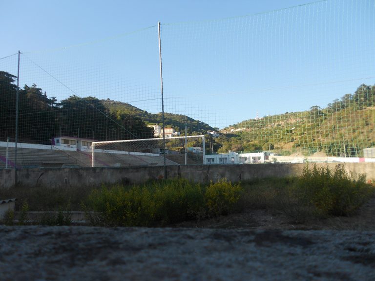 Groundhoppend door Portugal #8: De trots van Sesimbra