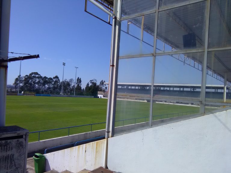 Groundhoppend door Portugal 12: het schitterende Estádio de Sào Miguel