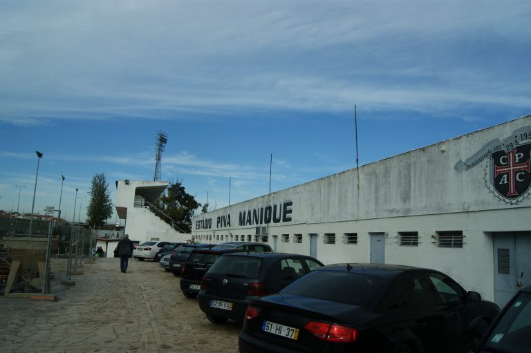 Groundhoppend door Portugal #18: De Christelijke club van Lissabon