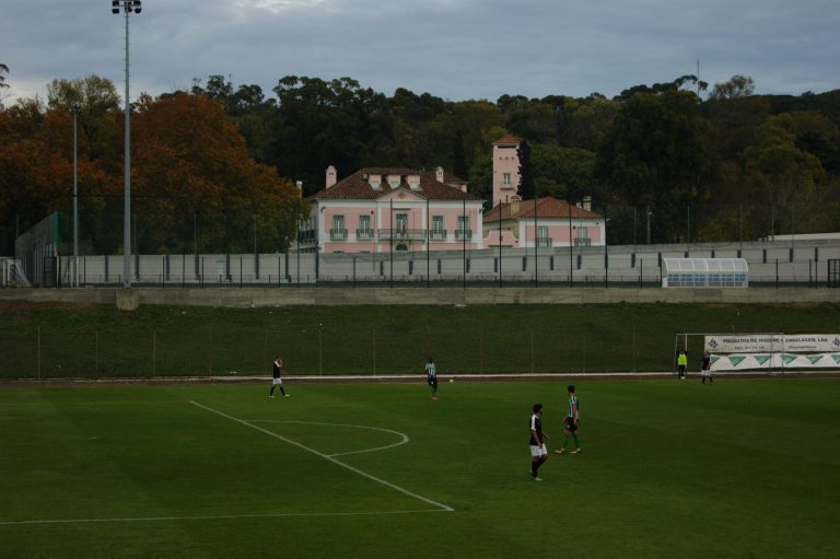 Groundhoppend door Portugal #18: De Christelijke club van Lissabon