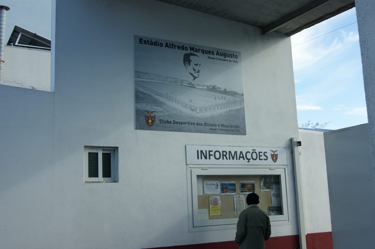 Groundhoppend door Portugal #23: Schitterende treurigheid bij CDOM
