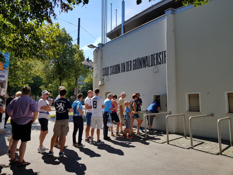 Städtisches Stadion an der Grünwalder Straße