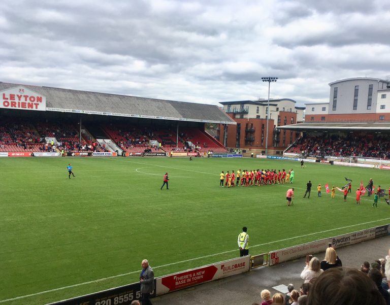 Leyton Orient kijkt weer naar boven