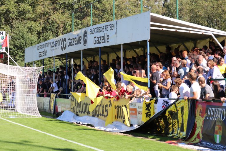 De historische eerste thuismatch van Lyra-Lierse