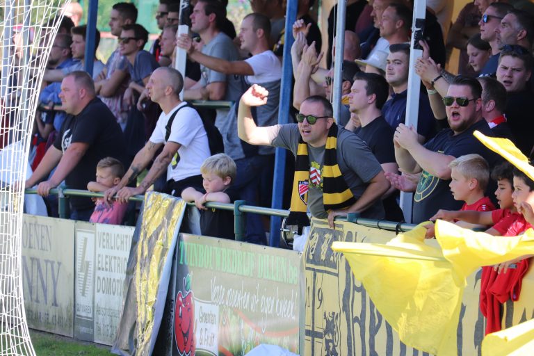 De historische eerste thuismatch van Lyra-Lierse