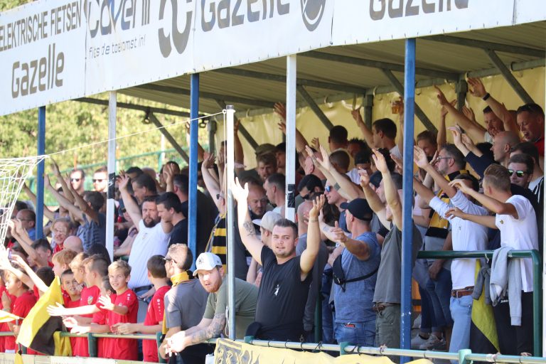 De historische eerste thuismatch van Lyra-Lierse