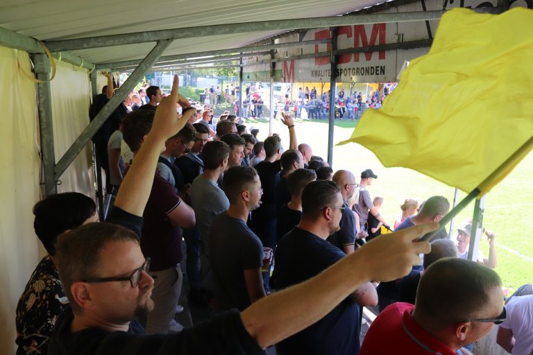 De historische eerste thuismatch van Lyra-Lierse