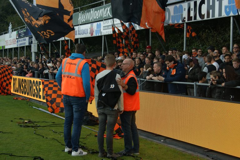 Fakkels gooien bij de Katwijkse Burenruzie
