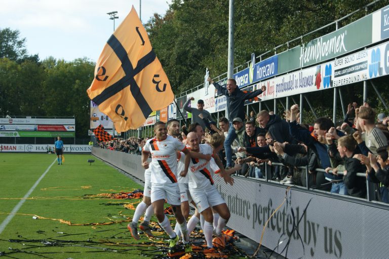 Fakkels gooien bij de Katwijkse Burenruzie