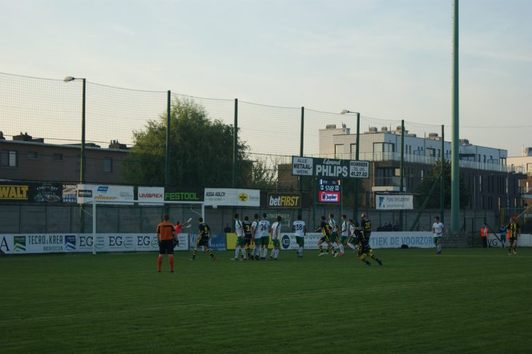 Awaydays met Lyra-Lierse bij buurman Racing Mechelen