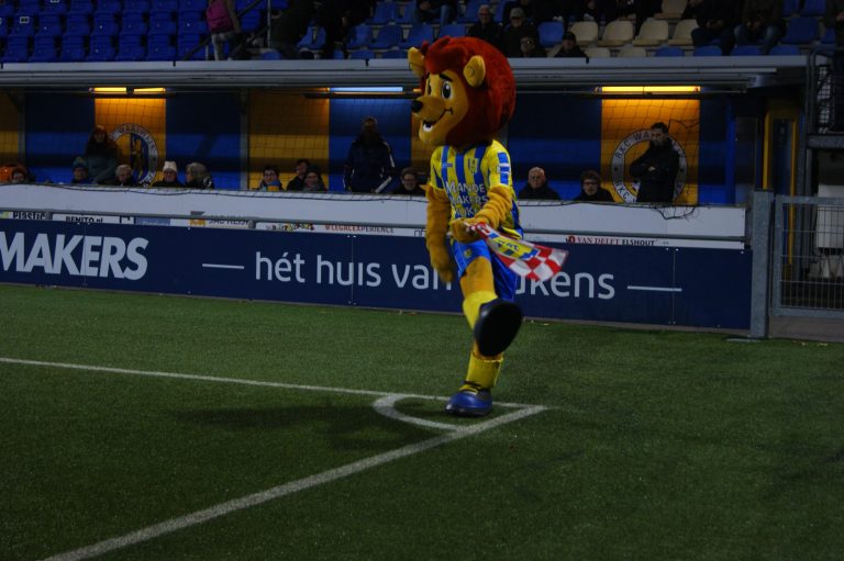 Ode aan de Vrijdagavond: De charme van RKC Waalwijk