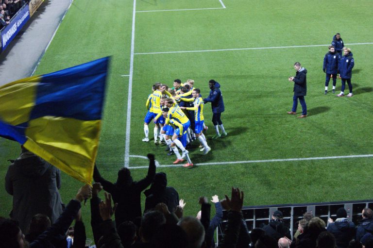 Ode aan de Vrijdagavond: De charme van RKC Waalwijk