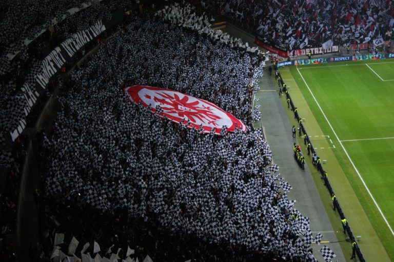 Eintracht Frankfurt brengt het vuurwerk in de Europa League