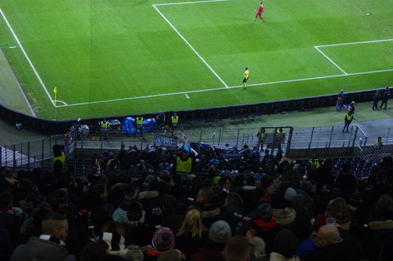 Eintracht Frankfurt brengt het vuurwerk in de Europa League