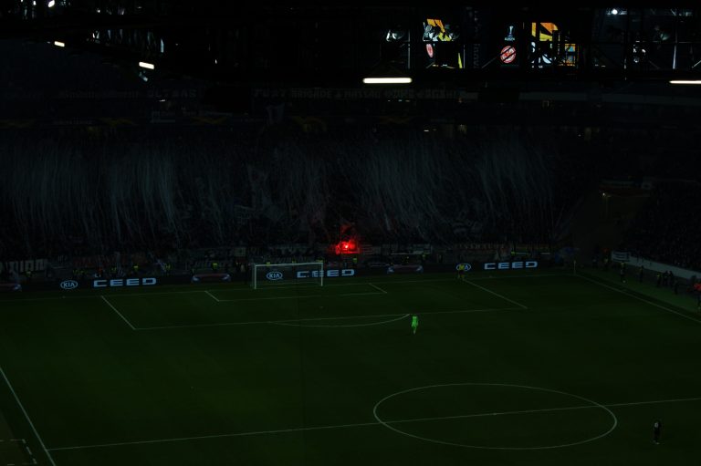 Eintracht Frankfurt brengt het vuurwerk in de Europa League