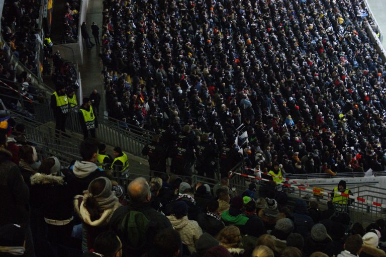Eintracht Frankfurt brengt het vuurwerk in de Europa League