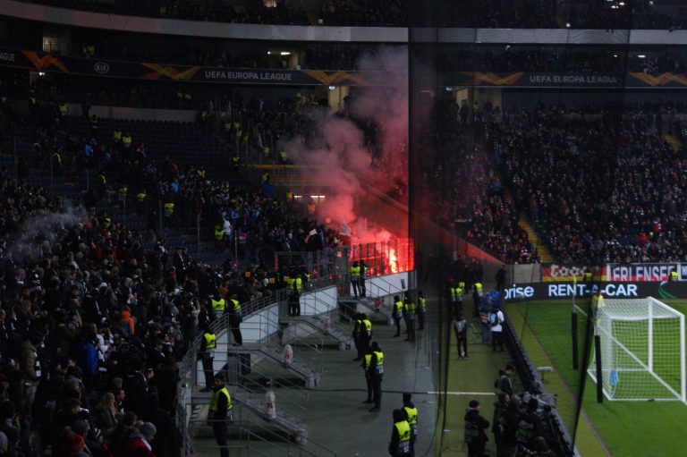 Eintracht Frankfurt brengt het vuurwerk in de Europa League