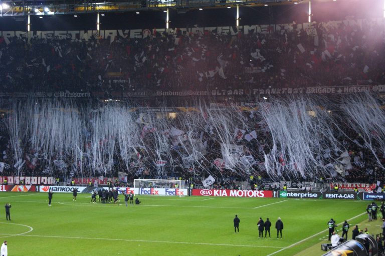 Eintracht Frankfurt brengt het vuurwerk in de Europa League
