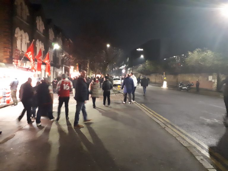 Groundhopping: de Noord-Londen derby