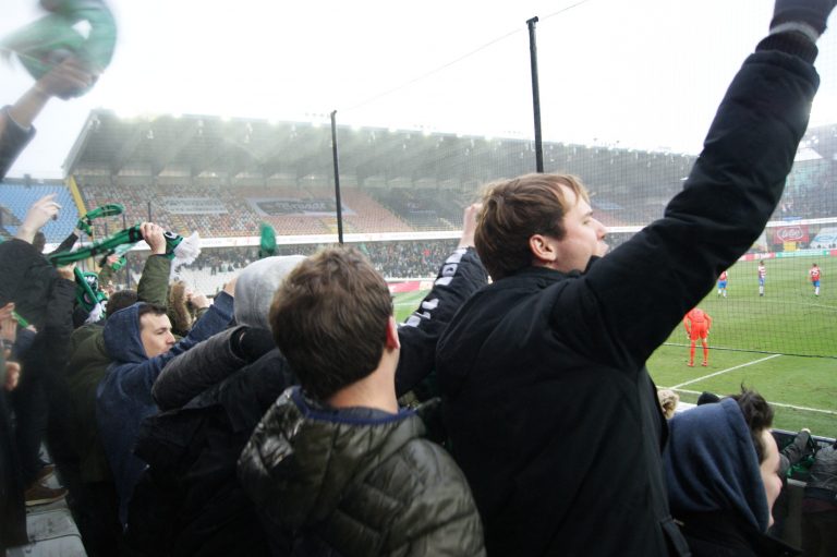De verhitte strijd in de Brugse Stadsderby