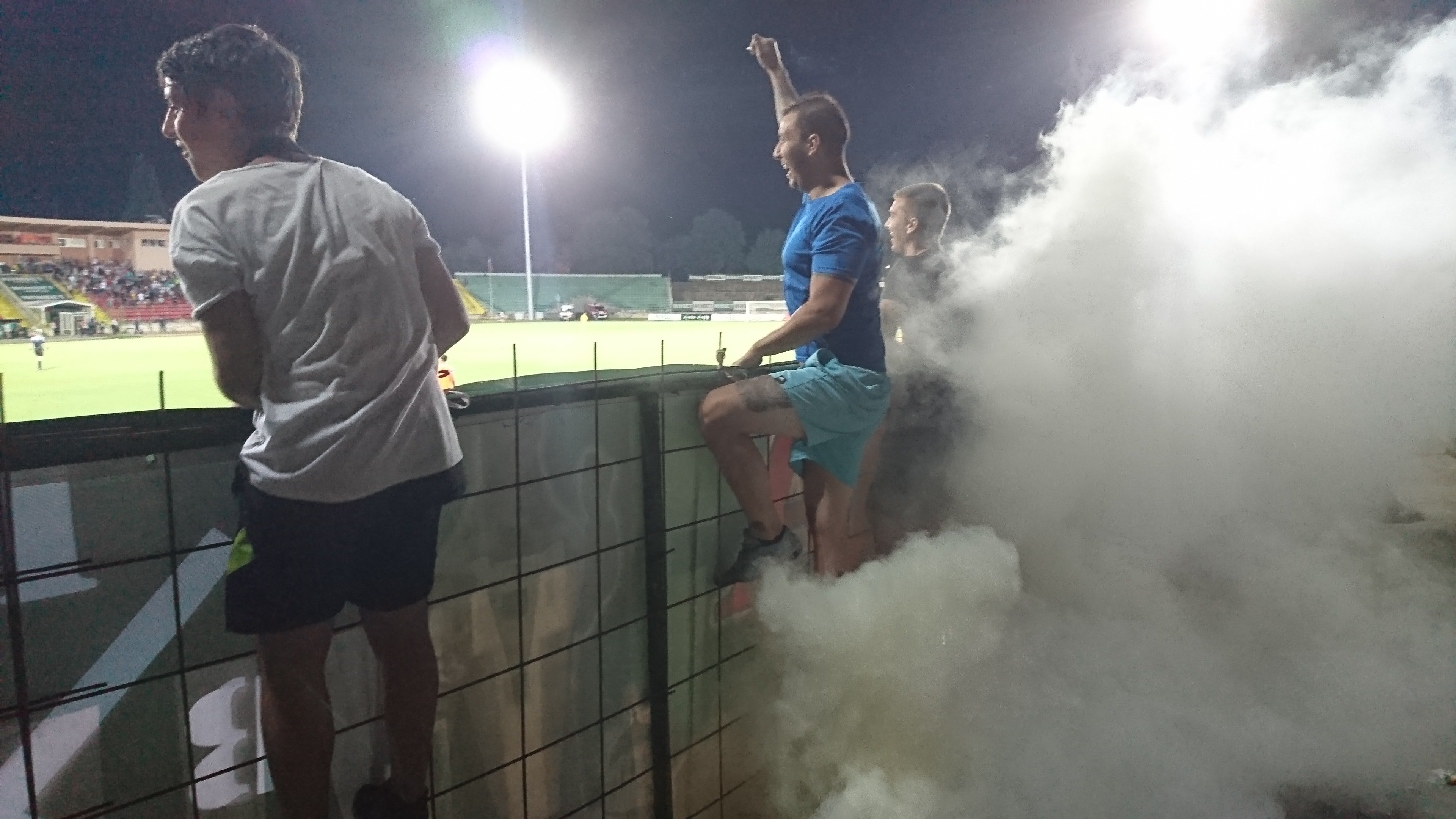 Ingezonden: Botev Vratsa - 34 man en een paardenkop | In de Hekken