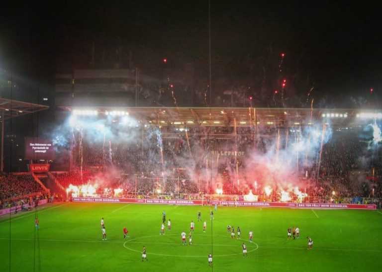 Hamburgse derby Sankt Pauli HSV 7