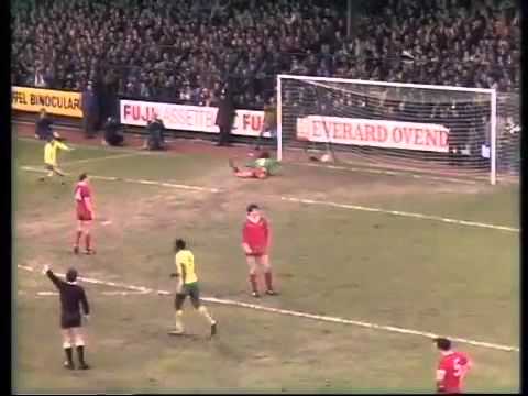 Uit de kast: Justin Fashanu