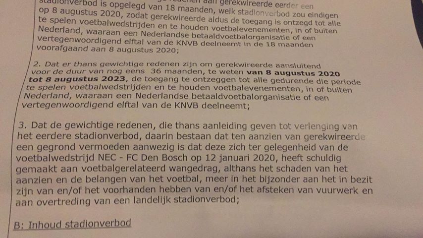 Start de normalisatie: wandeling door eigen stad levert stadionverbod