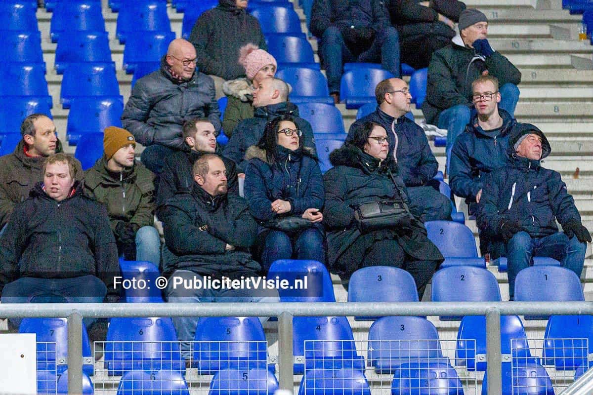 Start de normalisatie: Uitsupporters MVV gebonjourd naar