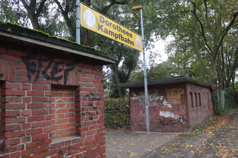 Duitse voetbalcultuur bij de Dorotheen-Kampfbahn in Dinslaken