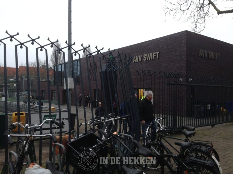 Sportpark Olympiaplein, gelegen in een Amsterdamse woonwijk
