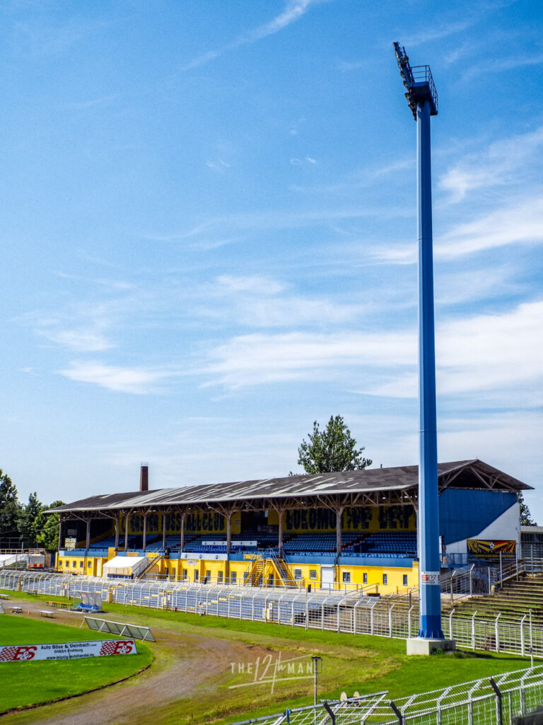 Floodlight Friday: ode aan het avondvoetbal