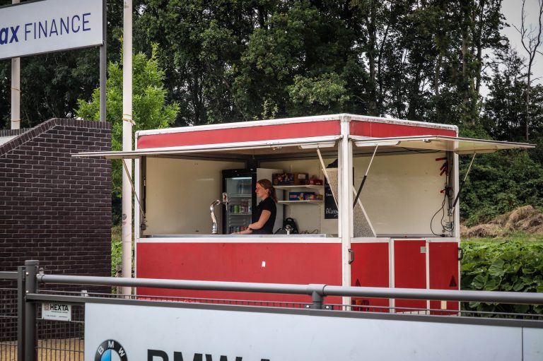 AFC: voetballen midden op de Zuidas