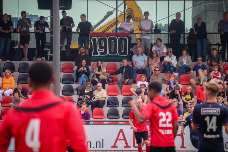 AFC: voetballen midden op de Zuidas