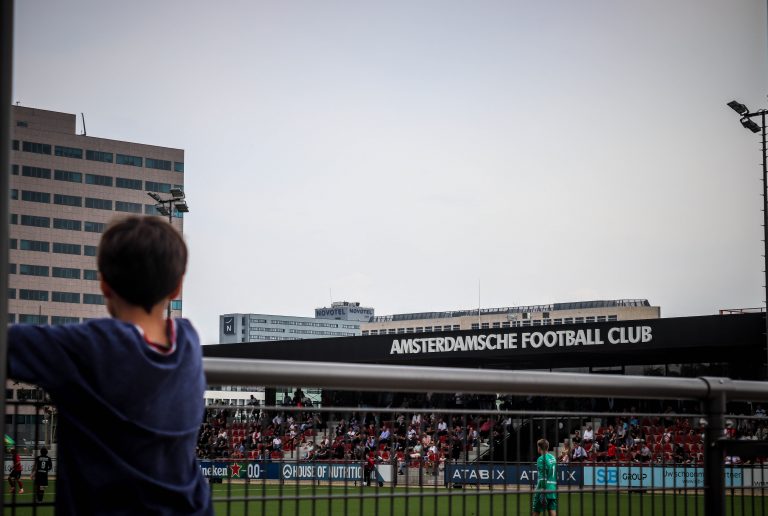 AFC: voetballen midden op de Zuidas
