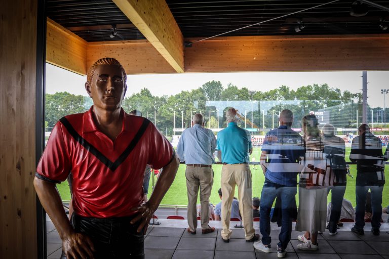 AFC: voetballen midden op de Zuidas