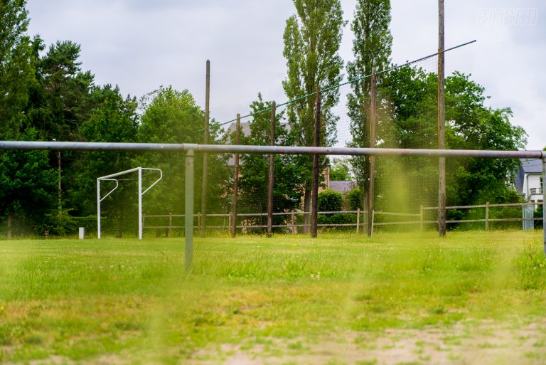 VV Adler 16 van 18
