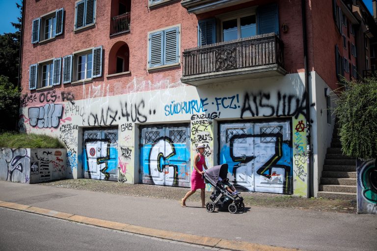 FC Zürich ultras maken een graffitiwallhalla van hun stad