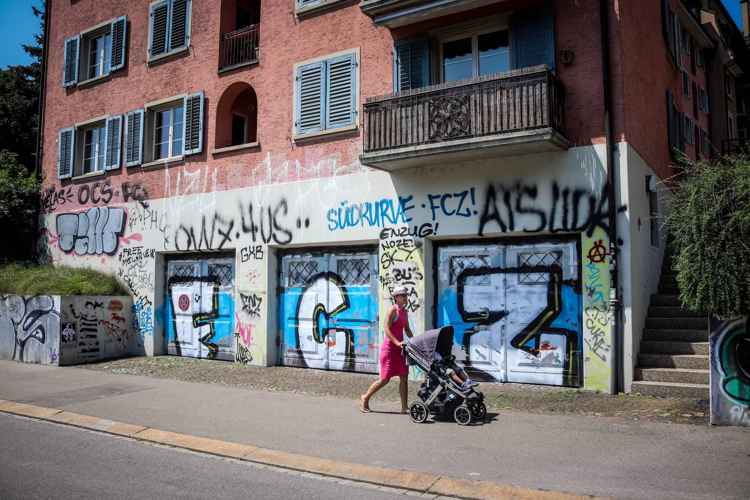 FC Zürich ultras maken een graffitiwallhalla van hun stad