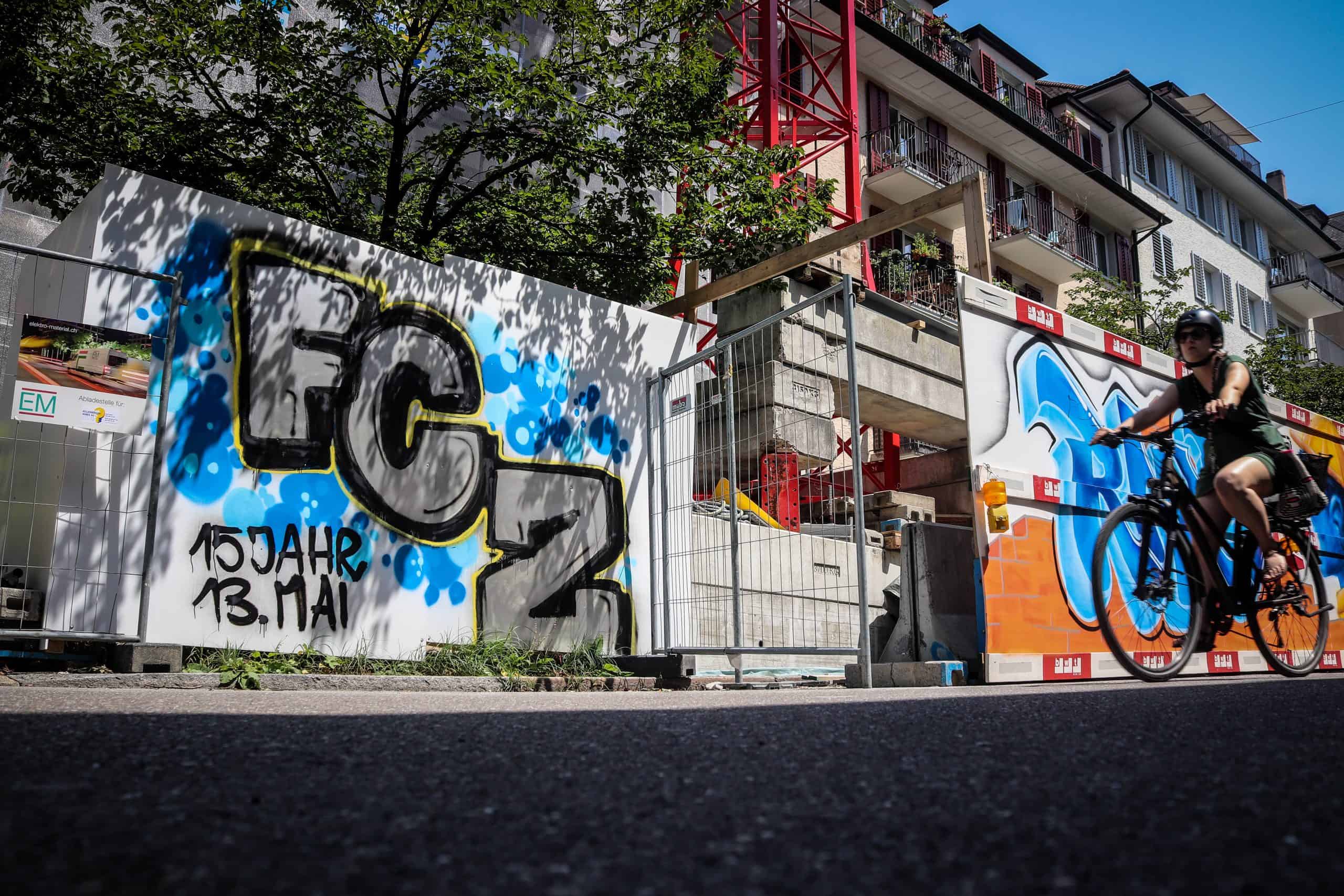 FC Zürich ultras maken een graffitiwallhalla van hun stad | In de Hekken