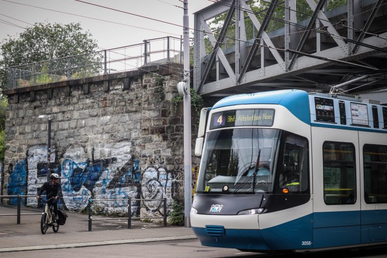 FC Zürich ultras maken een graffitiwallhalla van hun stad