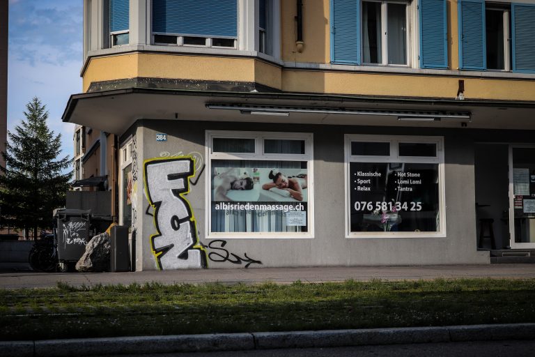 FC Zürich ultras maken een graffitiwallhalla van hun stad