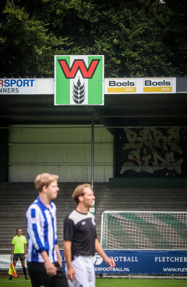 Eindelijk weer voetbal op de Wageningse Berg