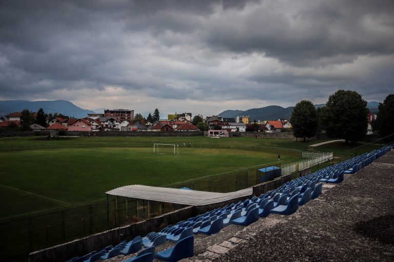Stadion Bratunac: veel mensen zijn gedeporteerd en later vermoord