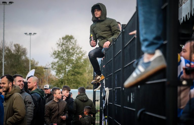 SV Walcheren verslaat GPC Vlissingen in derby vol pyro