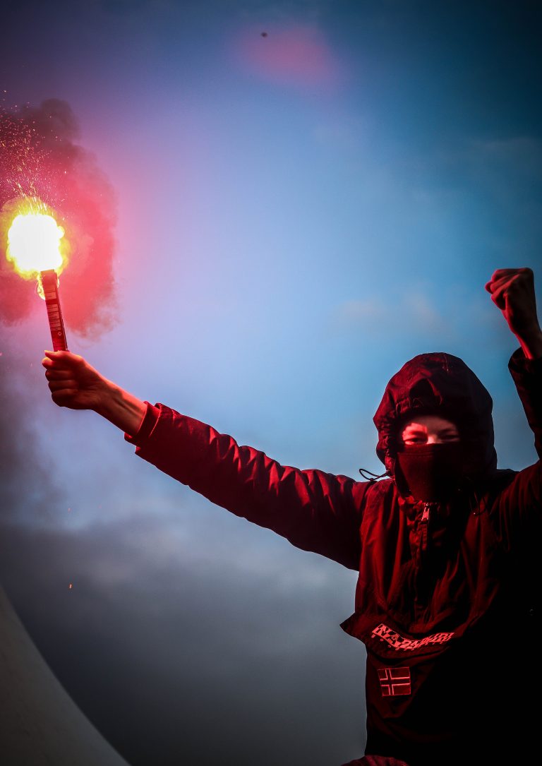 SV Walcheren verslaat GPC Vlissingen in derby vol pyro