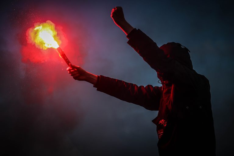 SV Walcheren verslaat GPC Vlissingen in derby vol pyro