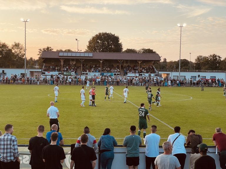 Tussen hoop, vrees en Duitse voetbalcult bij 1. FC Düren