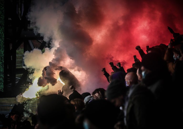Royal Antwerp: Den derby van ’t Stad leidt tot bizarre taferelen